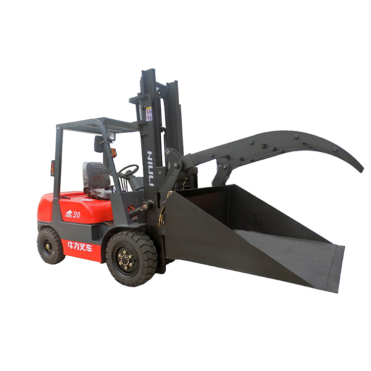 Empilhadeira com braçadeira de garfo quebrada articulada